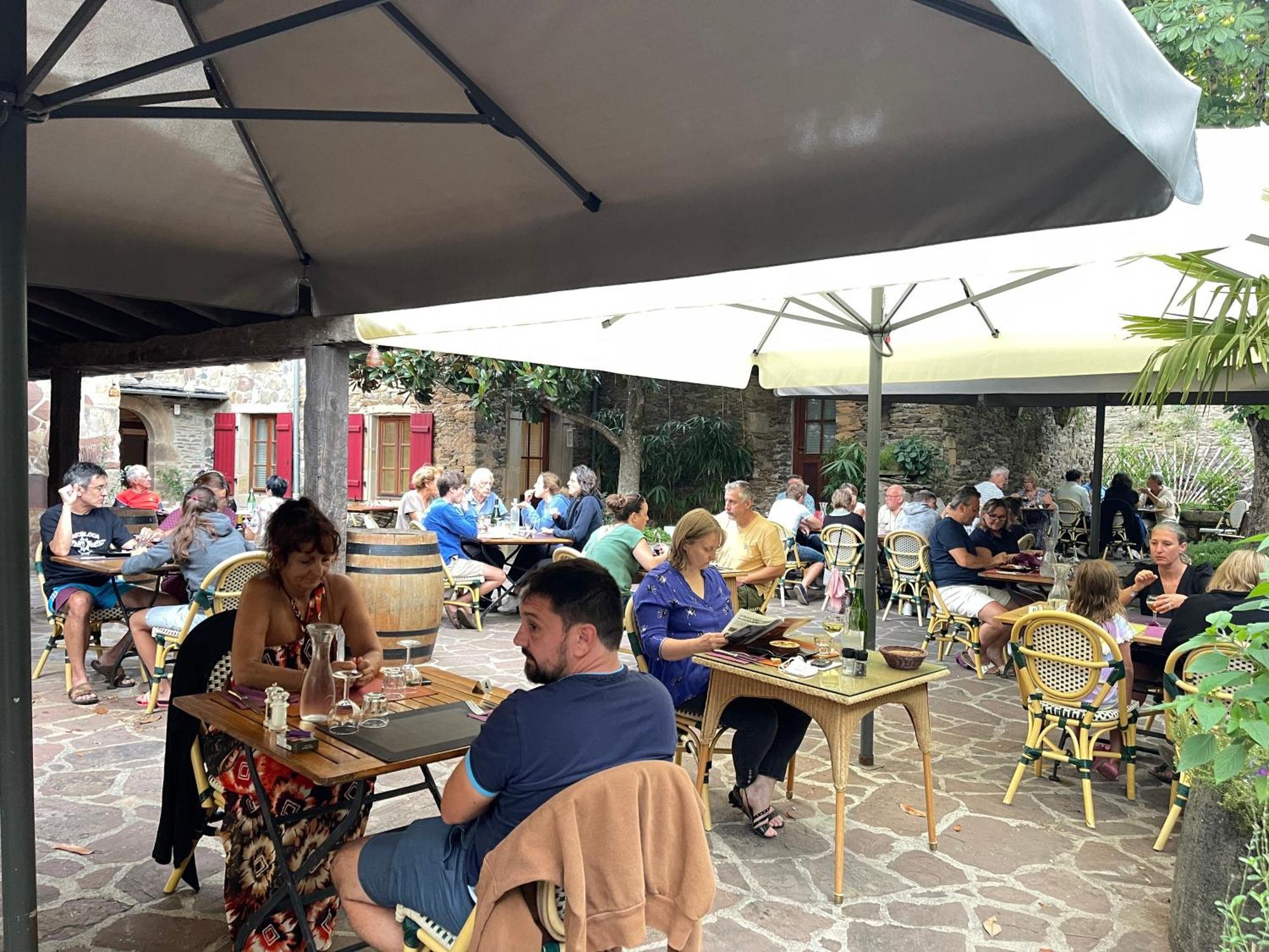 Les Magnolias Hotel Curvalle Luaran gambar