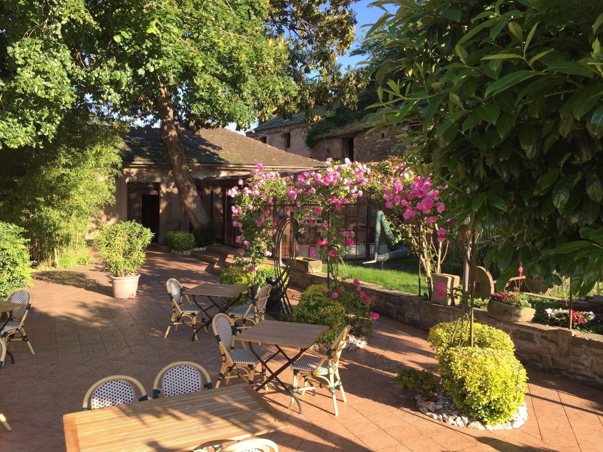 Les Magnolias Hotel Curvalle Luaran gambar